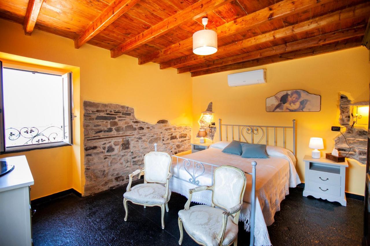 Casa Di Momo Lägenhet Carate Urio Exteriör bild